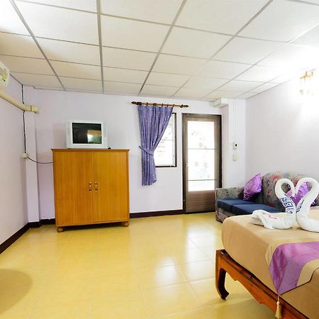 Sananwan Beach B&B Bang Saphan Noi Exterior foto