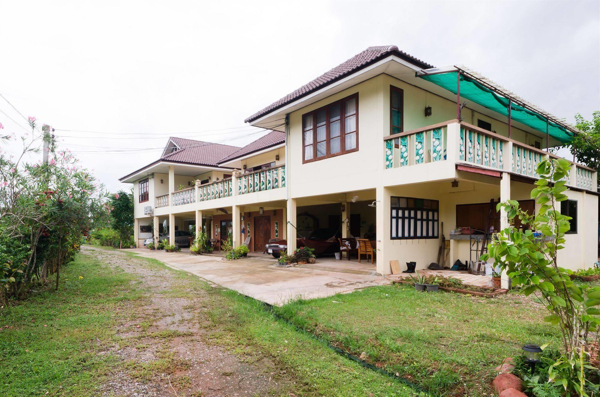 Sananwan Beach B&B Bang Saphan Noi Exterior foto